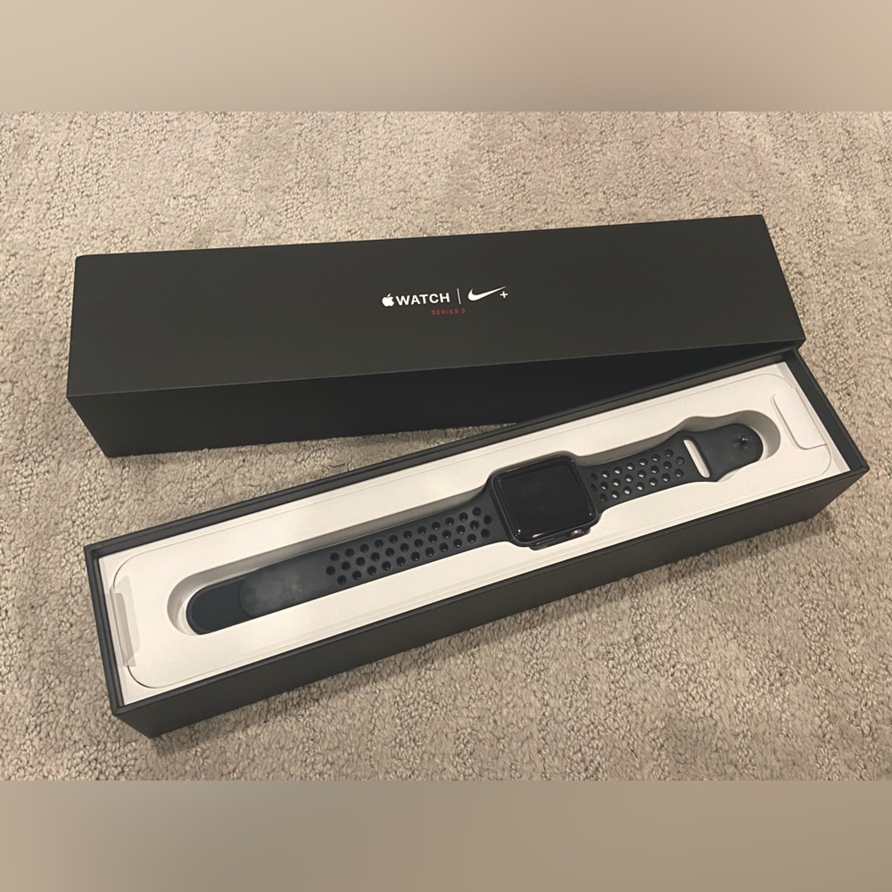 Apple Watch Series 3 Nike+ Edition